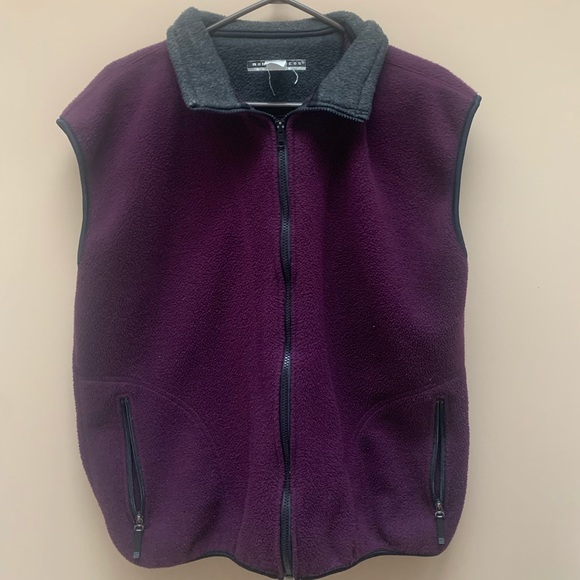 Men’s Purple Zip-up Vest - Picture 3 of 7
